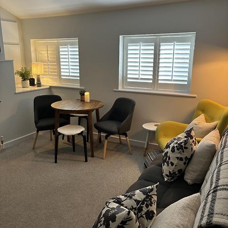 The Hive Apartment Marple Bagian luar foto