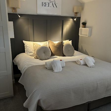 The Hive Apartment Marple Bagian luar foto