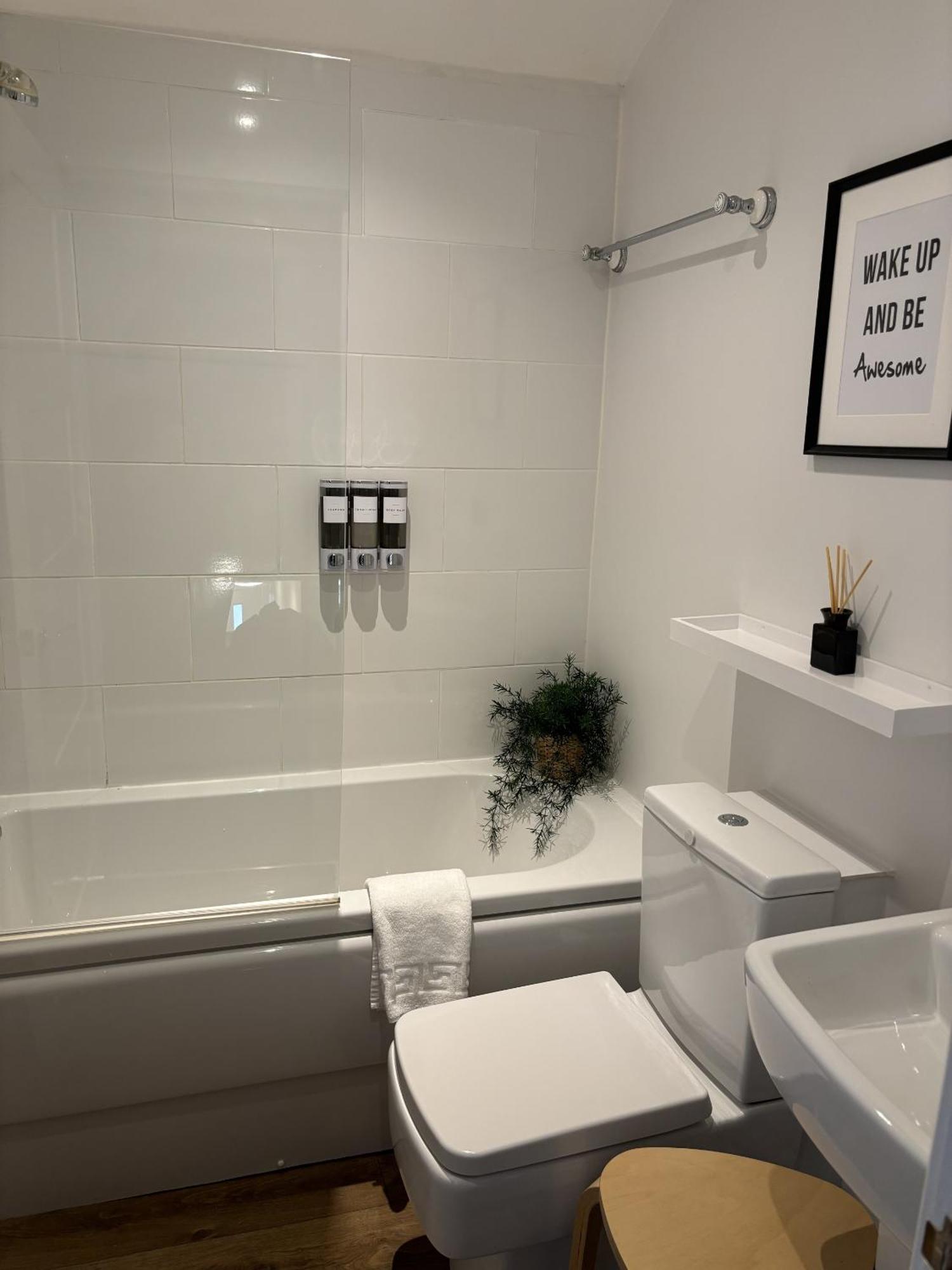 The Hive Apartment Marple Bagian luar foto