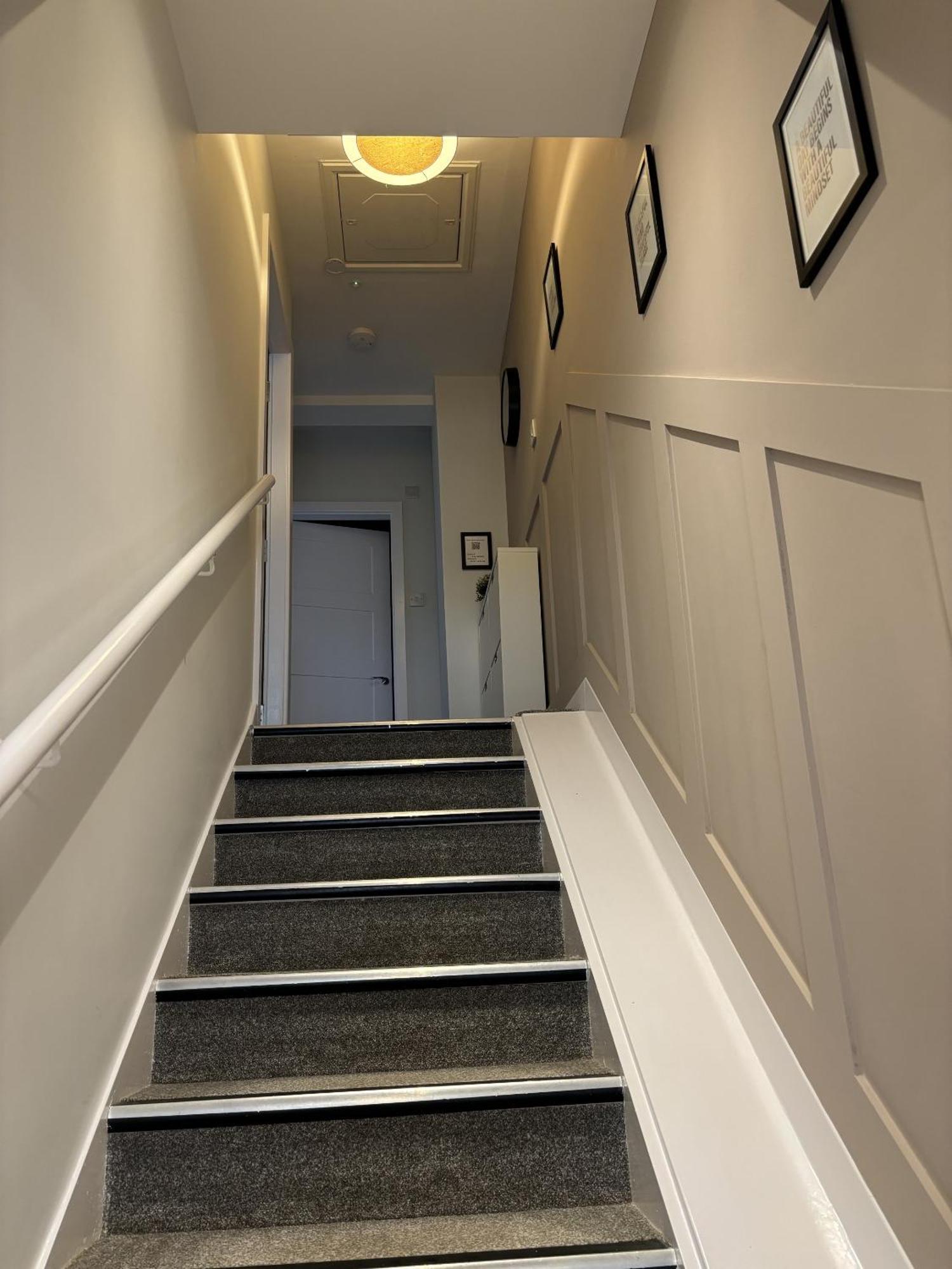 The Hive Apartment Marple Bagian luar foto