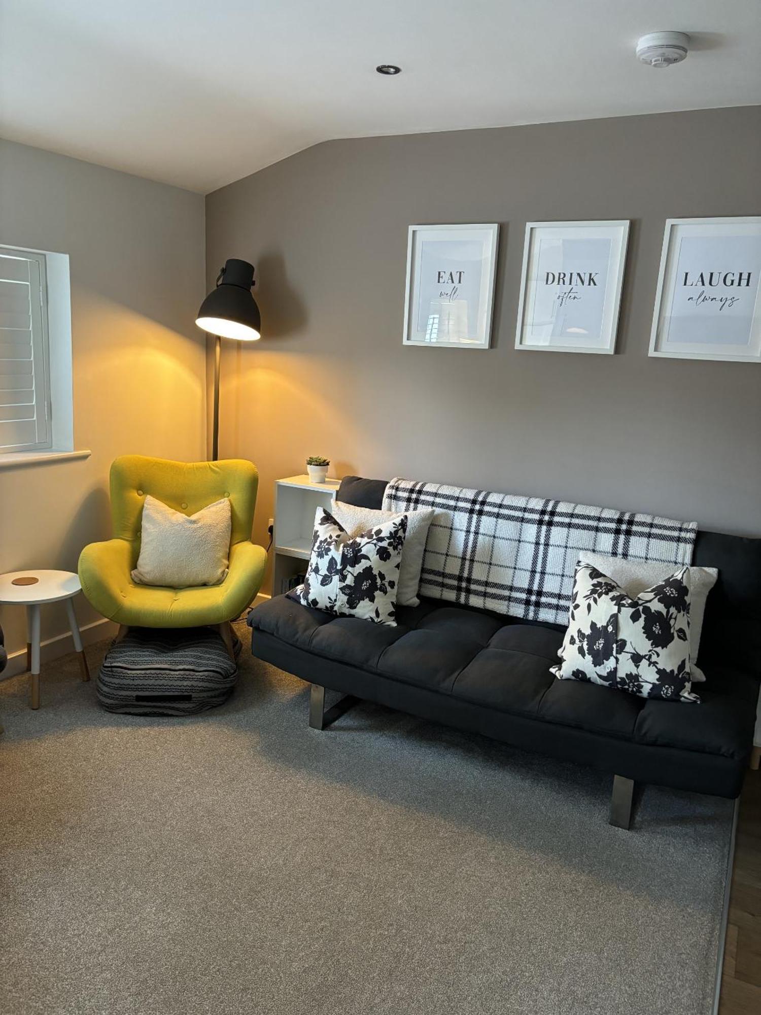 The Hive Apartment Marple Bagian luar foto